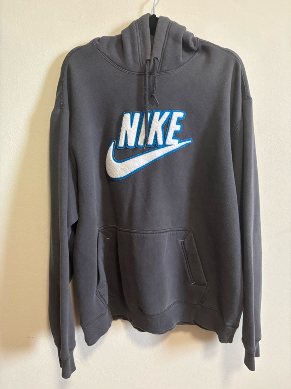 Vintage Nike Men's Charcoal Gray Pullover Hoodie with White & Blue Logo